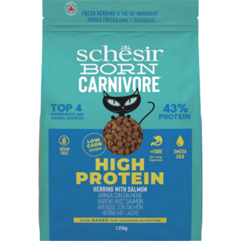 Schesir Born Carnivore Somonlu ve Ringa Balıklı Yetişkin Kedi Maması 1.25 Kg - 1